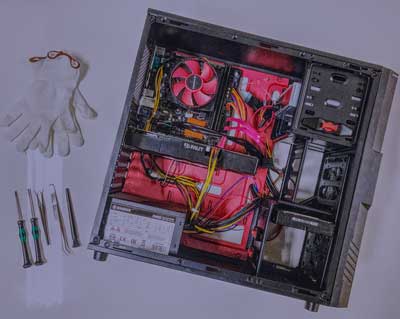 offener PC für Reparatur vorbereitet
